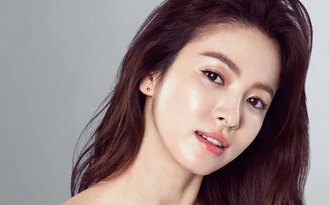 5 xu hướng trang điểm đầy cá tính cho mùa hè này - Ảnh 4. 5 xu hướng trang điểm đầy cá tính cho mùa hè này - Ảnh 4.