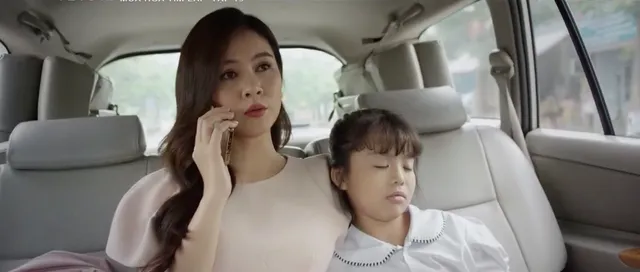 Mùa hoa tìm lại - Tập 19: Một phút sơ sểnh, Lệ bị vợ Đồng dắt mũi hòng giành lại con với Đồng - Ảnh 23. Mùa hoa tìm lại - Tập 19: Một phút sơ sểnh, Lệ bị vợ Đồng dắt mũi hòng giành lại con với Đồng - Ảnh 23.