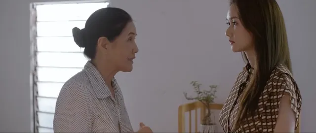 Mùa hoa tìm lại - Tập 19: Một phút sơ sểnh, Lệ bị vợ Đồng dắt mũi hòng giành lại con với Đồng - Ảnh 35. Mùa hoa tìm lại - Tập 19: Một phút sơ sểnh, Lệ bị vợ Đồng dắt mũi hòng giành lại con với Đồng - Ảnh 35.