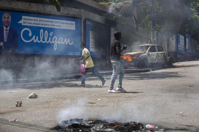 Haiti công khai các nghi can sát hại Tổng thống - Ảnh 4.