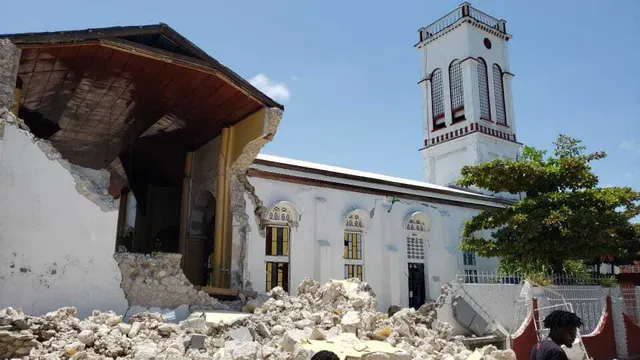 Động đất mạnh 7,2 độ ở Haiti, ít nhất 227 người thiệt mạng - Ảnh 12. Động đất mạnh 7,2 độ ở Haiti, ít nhất 227 người thiệt mạng - Ảnh 12.