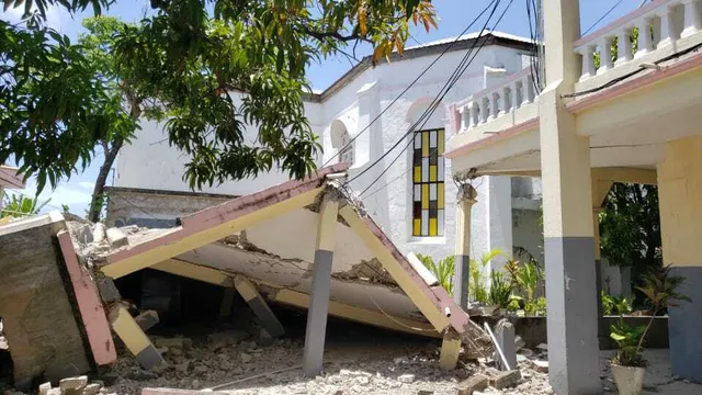 Động đất mạnh 7,2 độ ở Haiti, ít nhất 227 người thiệt mạng - Ảnh 11. Động đất mạnh 7,2 độ ở Haiti, ít nhất 227 người thiệt mạng - Ảnh 11.