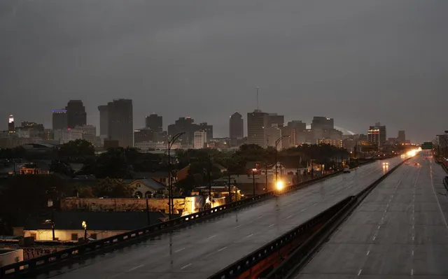 Mỹ: Bão Ida gây mất điện toàn thành phố New Orleans, khiến 1 người tử vong - Ảnh 10.