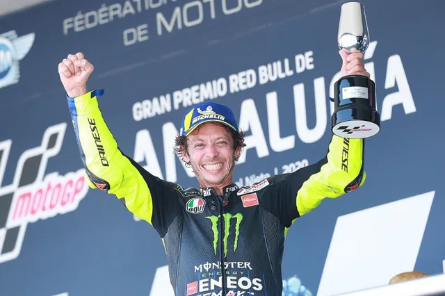 Valentino Rossi chính thức tuyên bố thời điểm giải nghệ - Ảnh 1.