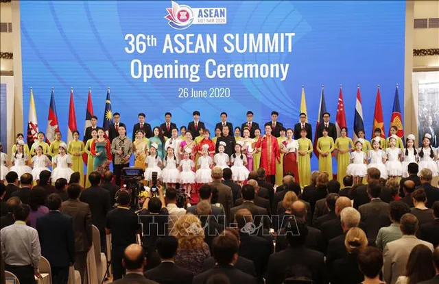 ASEAN kỷ niệm 54 năm thành lập trong thách thức lớn từ đại dịch - Ảnh 3. ASEAN kỷ niệm 54 năm thành lập trong thách thức lớn từ đại dịch - Ảnh 3.