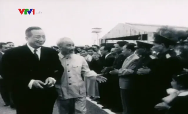 Không ngừng vun đắp quan hệ đặc biệt Việt Nam - Lào - Ảnh 1. Không ngừng vun đắp quan hệ đặc biệt Việt Nam - Lào - Ảnh 1.