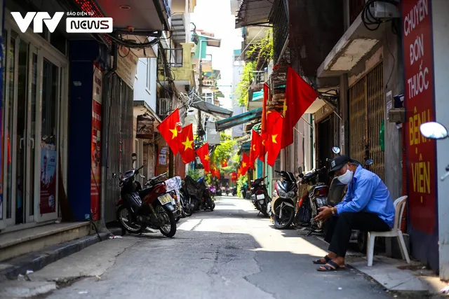 Vẻ đẹp thật khác của Hà Nội trong ngày Quốc khánh - Ảnh 10. Vẻ đẹp thật khác của Hà Nội trong ngày Quốc khánh - Ảnh 10.