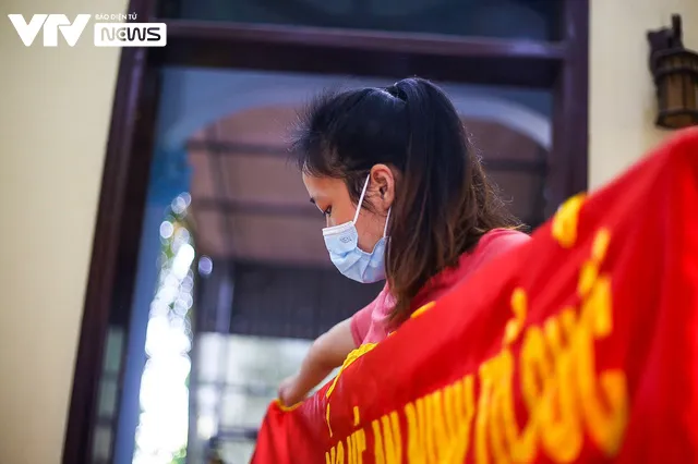 Làng nghề may cờ Tổ Quốc đìu hiu trước ngày Quốc khánh 2/9 - Ảnh 8. Làng nghề may cờ Tổ Quốc đìu hiu trước ngày Quốc khánh 2/9 - Ảnh 8.