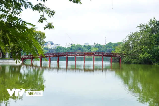 Nao lòng vẻ đẹp phố thu Hà Nội - Ảnh 2. Nao lòng vẻ đẹp phố thu Hà Nội - Ảnh 2.
