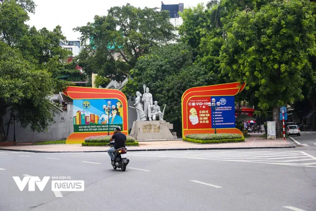 Nao lòng vẻ đẹp phố thu Hà Nội - Ảnh 3. Nao lòng vẻ đẹp phố thu Hà Nội - Ảnh 3.