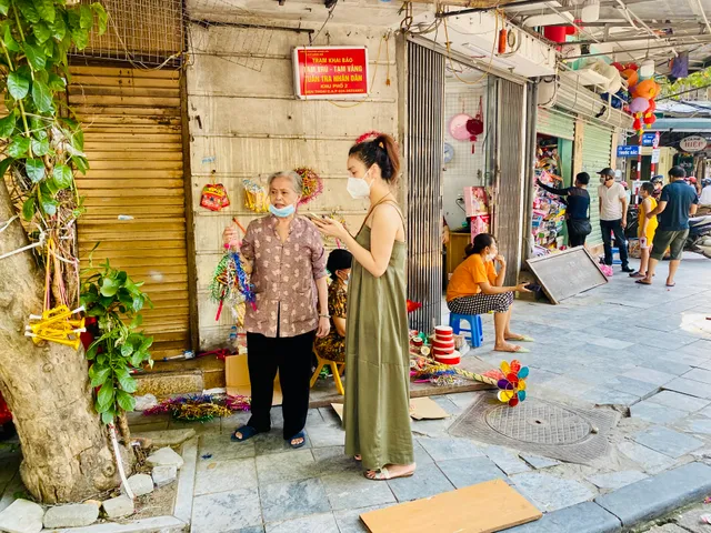 Có một Trung thu rất khác tại Hà Nội - Ảnh 6. Có một Trung thu rất khác tại Hà Nội - Ảnh 6.
