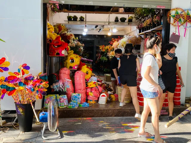 Có một Trung thu rất khác tại Hà Nội - Ảnh 4. Có một Trung thu rất khác tại Hà Nội - Ảnh 4.