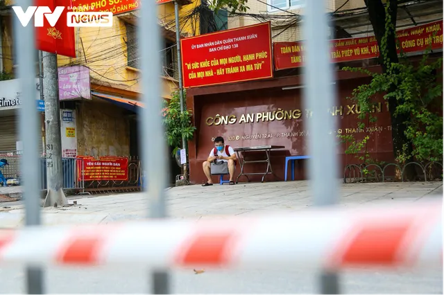 Người dân tại ổ dịch Thanh Xuân Trung trở về nhà sau 21 ngày thực hiện cách ly - Ảnh 12. Người dân tại ổ dịch Thanh Xuân Trung trở về nhà sau 21 ngày thực hiện cách ly - Ảnh 12.