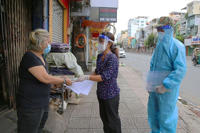 TP Hồ Chí Minh đẩy nhanh triển khai gói hỗ trợ đợt 3 - Ảnh 1.