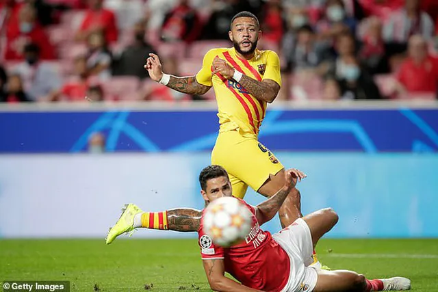 UEFA Champions League: Thua đậm Benfica, Barcelona nguy cơ dừng bước ngay vòng bảng - Ảnh 2.