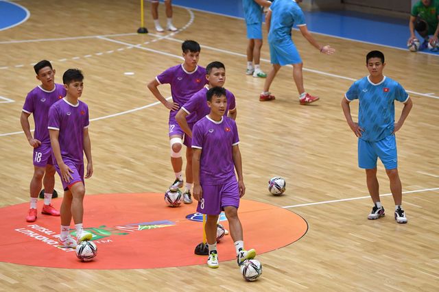 HLV Phạm Minh Giang: ĐT futsal Việt Nam tâm lý, bản lĩnh cầu thủ đã được nâng cao - Ảnh 3.