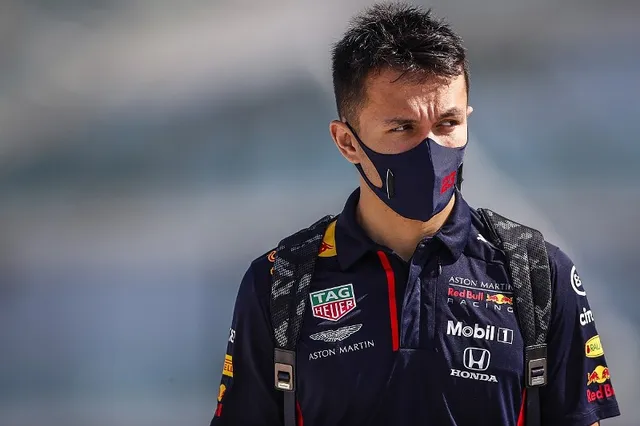 Alexander Albon sẽ thi đấu cho đội Williams ở mùa giải 2022 - Ảnh 1.