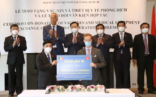 Việt Nam sẵn sàng là cầu nối để EU kết nối mạnh mẽ với khu vực ASEAN - Ảnh 2. Việt Nam sẵn sàng là cầu nối để EU kết nối mạnh mẽ với khu vực ASEAN - Ảnh 2.