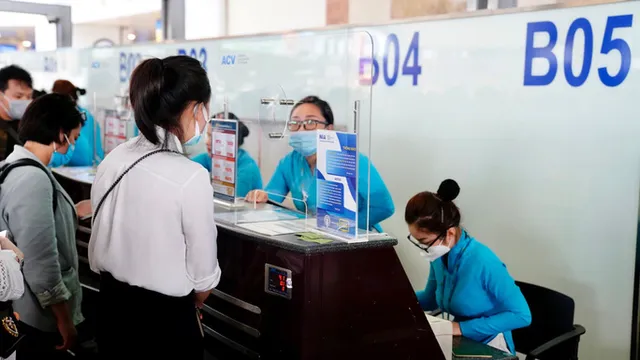 Đề xuất áp sàn giá máy bay, Cục Hàng không nói chỉ là tạm thời - Ảnh 1. Đề xuất áp sàn giá máy bay, Cục Hàng không nói chỉ là tạm thời - Ảnh 1.