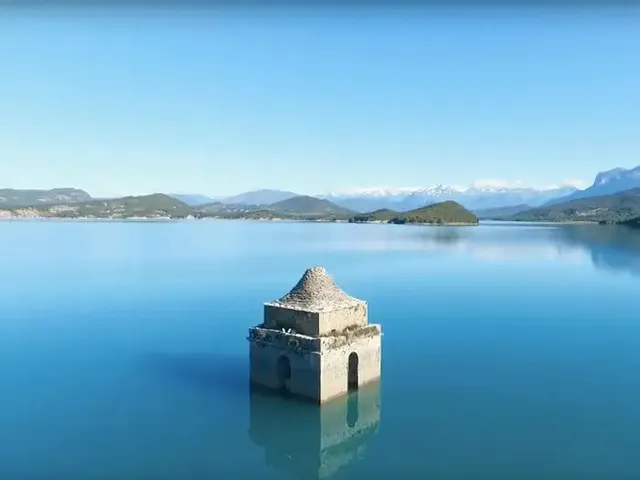 Khám phá 7 thành phố dưới nước “đẹp ná thở” - Ảnh 5. Khám phá 7 thành phố dưới nước “đẹp ná thở” - Ảnh 5.