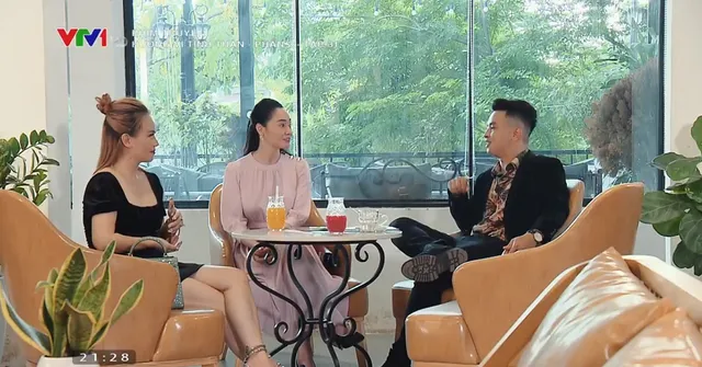 Hương vị tình thân phần 2 - Tập 32: Long đầu tư cho cả mẹ và vợ đi thi sắc đẹp - Ảnh 3. Hương vị tình thân phần 2 - Tập 32: Long đầu tư cho cả mẹ và vợ đi thi sắc đẹp - Ảnh 3.