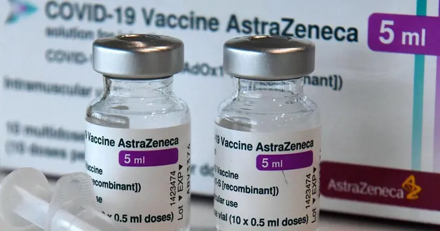 Việt Nam về đích sớm tiêm vaccine COVID-19, chạm mốc 150 triệu liều vào cuối năm 2021 - Ảnh 3. Việt Nam về đích sớm tiêm vaccine COVID-19, chạm mốc 150 triệu liều vào cuối năm 2021 - Ảnh 3.