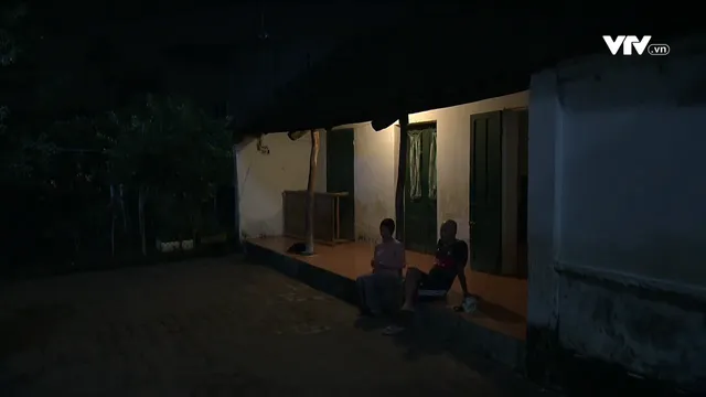 Phố trong làng - Tập 38: Càng thể hiện có tiền, Mến càng tức điên vì vẫn bị cả làng khinh - Ảnh 12. Phố trong làng - Tập 38: Càng thể hiện có tiền, Mến càng tức điên vì vẫn bị cả làng khinh - Ảnh 12.