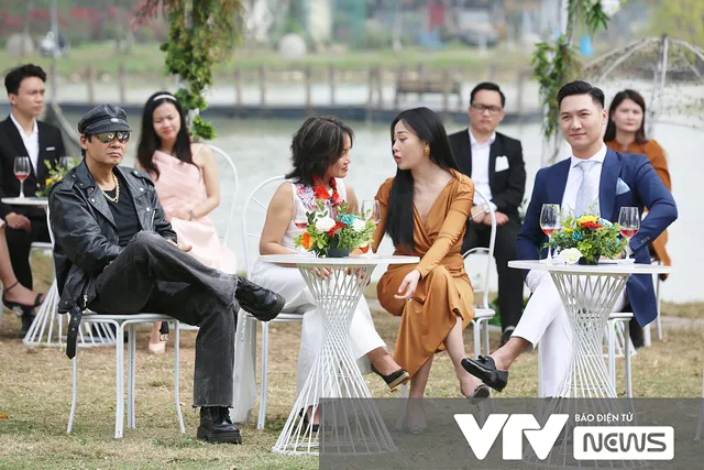 Gặp gỡ diễn viên truyền hình 2022: Shark Long Mạnh Trường và Nam giò Phương Oanh cực đẹp đôi - Ảnh 3. Gặp gỡ diễn viên truyền hình 2022: Shark Long Mạnh Trường và Nam giò Phương Oanh cực đẹp đôi - Ảnh 3.