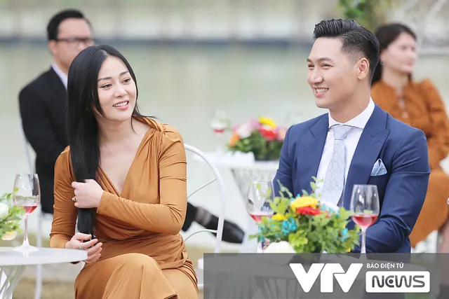 Gặp gỡ diễn viên truyền hình 2022: Shark Long Mạnh Trường và Nam giò Phương Oanh cực đẹp đôi - Ảnh 4. Gặp gỡ diễn viên truyền hình 2022: Shark Long Mạnh Trường và Nam giò Phương Oanh cực đẹp đôi - Ảnh 4.