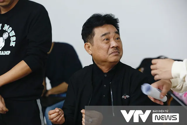 Táo quân 2022: Nét đăm chiêu của Ngọc hoàng Quốc Khánh - Ảnh 12. Táo quân 2022: Nét đăm chiêu của Ngọc hoàng Quốc Khánh - Ảnh 12.