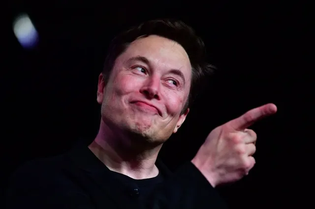 12 lần đăng mạng xã hội của Elon Musk làm thay đổi thị trường tài chính | VTV.VN