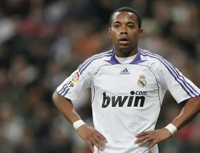 Robinho bị kết án 9 năm tù vì tội hiếp dâm - Ảnh 2.