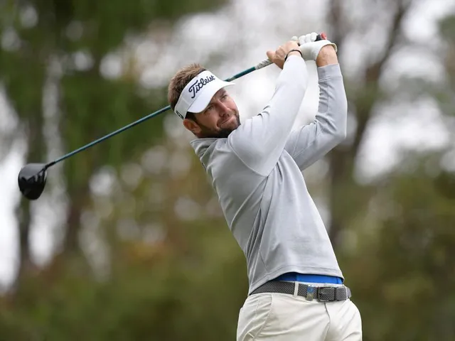 Scott Jamieson dẫn đầu sau vòng 2 giải golf Abu Dhabi Championship - Ảnh 1.