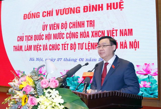 Chủ tịch Quốc hội chúc Tết các lực lượng vũ trang trên địa bàn Thủ đô - Ảnh 1.