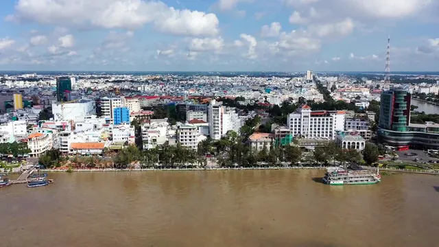 Những vấn đề cấp bách được xem xét ở kỳ họp bất thường của Quốc hội - Ảnh 5. Những vấn đề cấp bách được xem xét ở kỳ họp bất thường của Quốc hội - Ảnh 5.