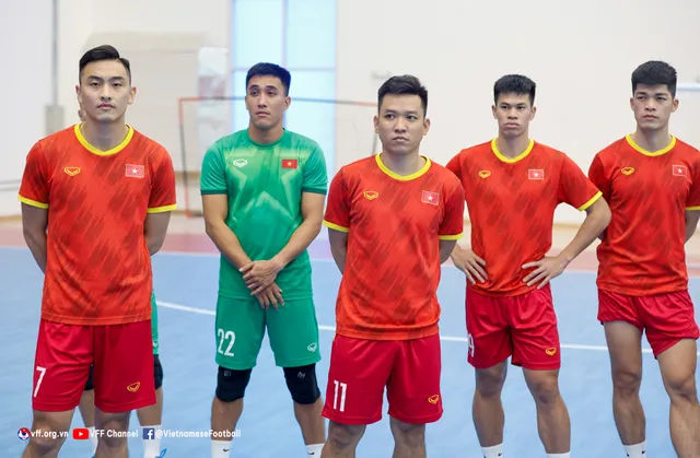 ĐT futsal Việt Nam thoải mái tinh thần trước trận đấu với Nhật Bản - Ảnh 2.