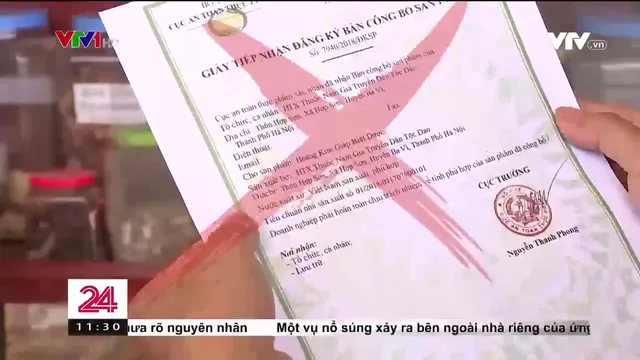 Biến thợ sửa đồ điện thành... bác sĩ đầu ngành để bán thuốc giả - Ảnh 7. Biến thợ sửa đồ điện thành... bác sĩ đầu ngành để bán thuốc giả - Ảnh 7.