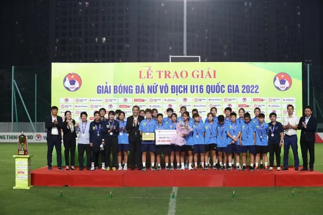 ẢNH | Phong Phú Hà Nam vô địch giải bóng đá Nữ U16 Quốc gia 2022 - Ảnh 8.