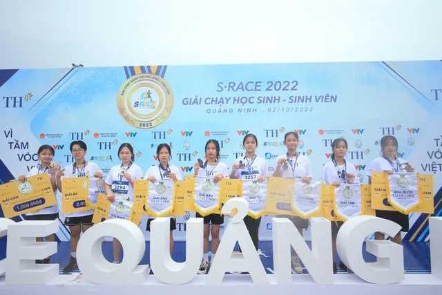 Hơn 4.000 học sinh, sinh viên, giáo viên tham gia giải chạy S-Race Quảng Ninh 2022 - Ảnh 5.