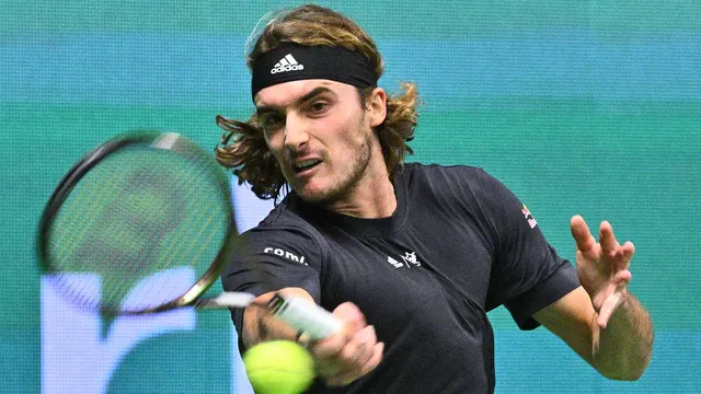 Stefanos Tsitsipas vào chung kết Stockholm mở rộng - Ảnh 1.