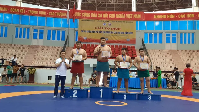 Vận động viên nặng 140 kg và hành trình chinh phục những tấm huy chương Vàng - Ảnh 1.