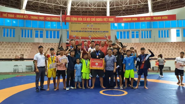 Vận động viên nặng 140 kg và hành trình chinh phục những tấm huy chương Vàng - Ảnh 2.