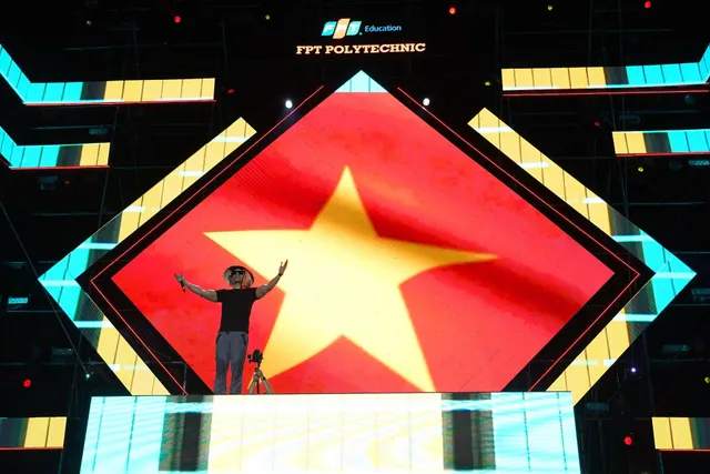 Tóc Tiên, Karik siêu đỉnh, DJ Mykris và Wukong chơi nhạc cực cháy với 16.000 khán giả - Ảnh 9.