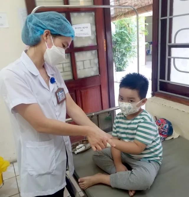 Bắc Giang tăng cường giám sát, xử lý triệt để các ổ dịch truyền nhiễm - Ảnh 1. Bắc Giang tăng cường giám sát, xử lý triệt để các ổ dịch truyền nhiễm - Ảnh 1.