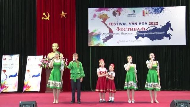 Festival văn hóa Đa sắc màu Việt – Nga 2022 thu hút hơn 1.000 học sinh, sinh viên - Ảnh 1.