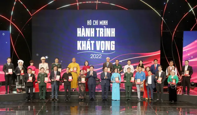 Hồ Chí Minh - Hành trình khát vọng 2022: Tôn vinh tinh thần tận hiến vì dân - Ảnh 1.