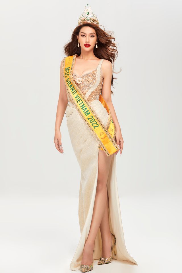 Nhan sắc tân Hoa hậu Thiên Ân trước ngày đi thi Miss Grand International 2022 - Ảnh 2.