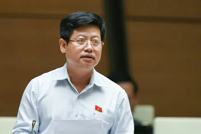 Người dân xếp hàng mua xăng, ĐBQH hỏi vai trò của Quỹ bình ổn ở đâu? - Ảnh 2. Người dân xếp hàng mua xăng, ĐBQH hỏi vai trò của Quỹ bình ổn ở đâu? - Ảnh 2.