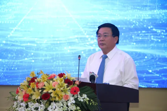 Diễn đàn Trí thức trẻ Việt Nam toàn cầu: Thúc đẩy ứng dụng khoa học và công nghệ, đổi mới sáng tạo - Ảnh 1. Diễn đàn Trí thức trẻ Việt Nam toàn cầu: Thúc đẩy ứng dụng khoa học và công nghệ, đổi mới sáng tạo - Ảnh 1.
