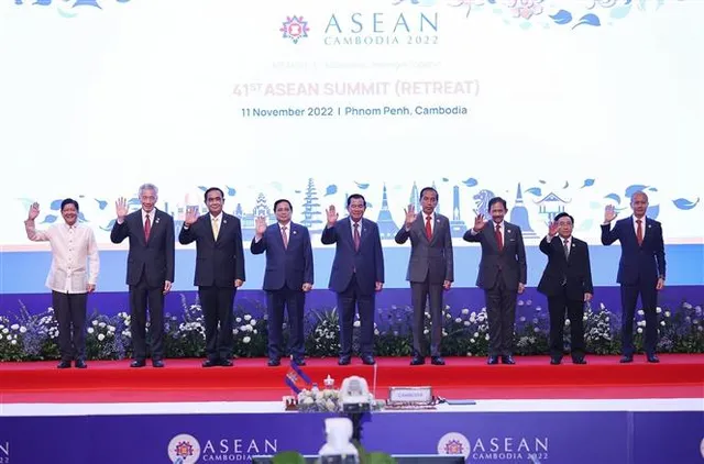 Khẳng định vai trò và trách nhiệm của ASEAN trong các vấn đề quốc tế, khu vực - Ảnh 1. Khẳng định vai trò và trách nhiệm của ASEAN trong các vấn đề quốc tế, khu vực - Ảnh 1.